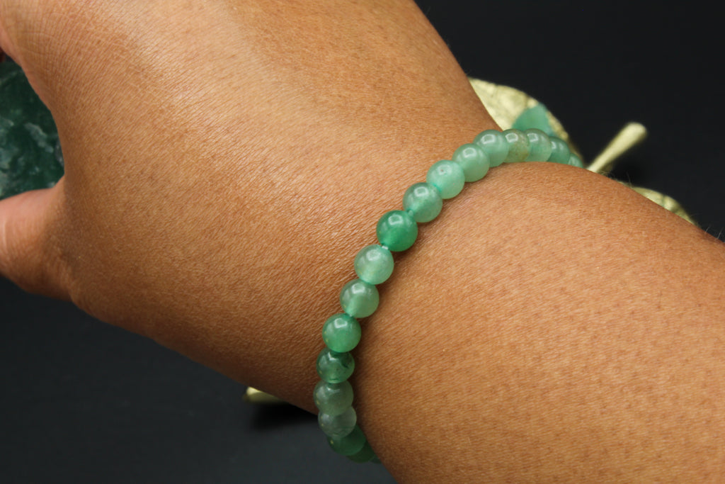 Green Aventurine Bracelet for Opportunities & Abundance – Clari V Crystals